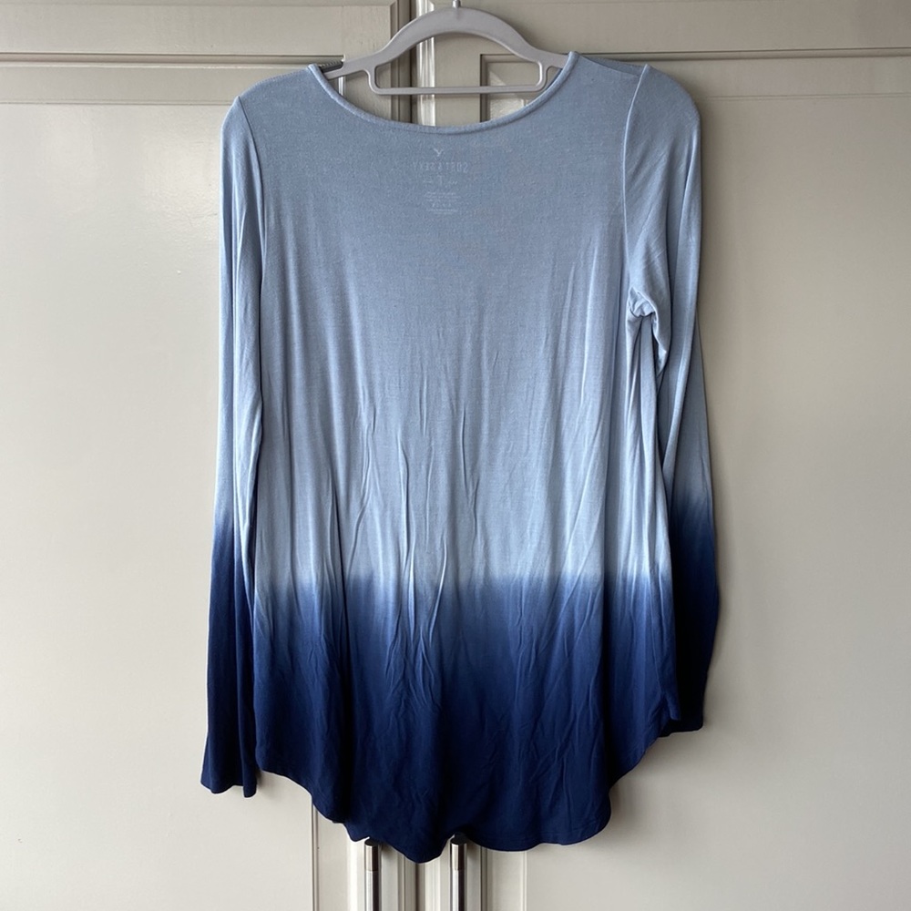 Blue Ombré Long Sleeve Top - Picture 2 of 3